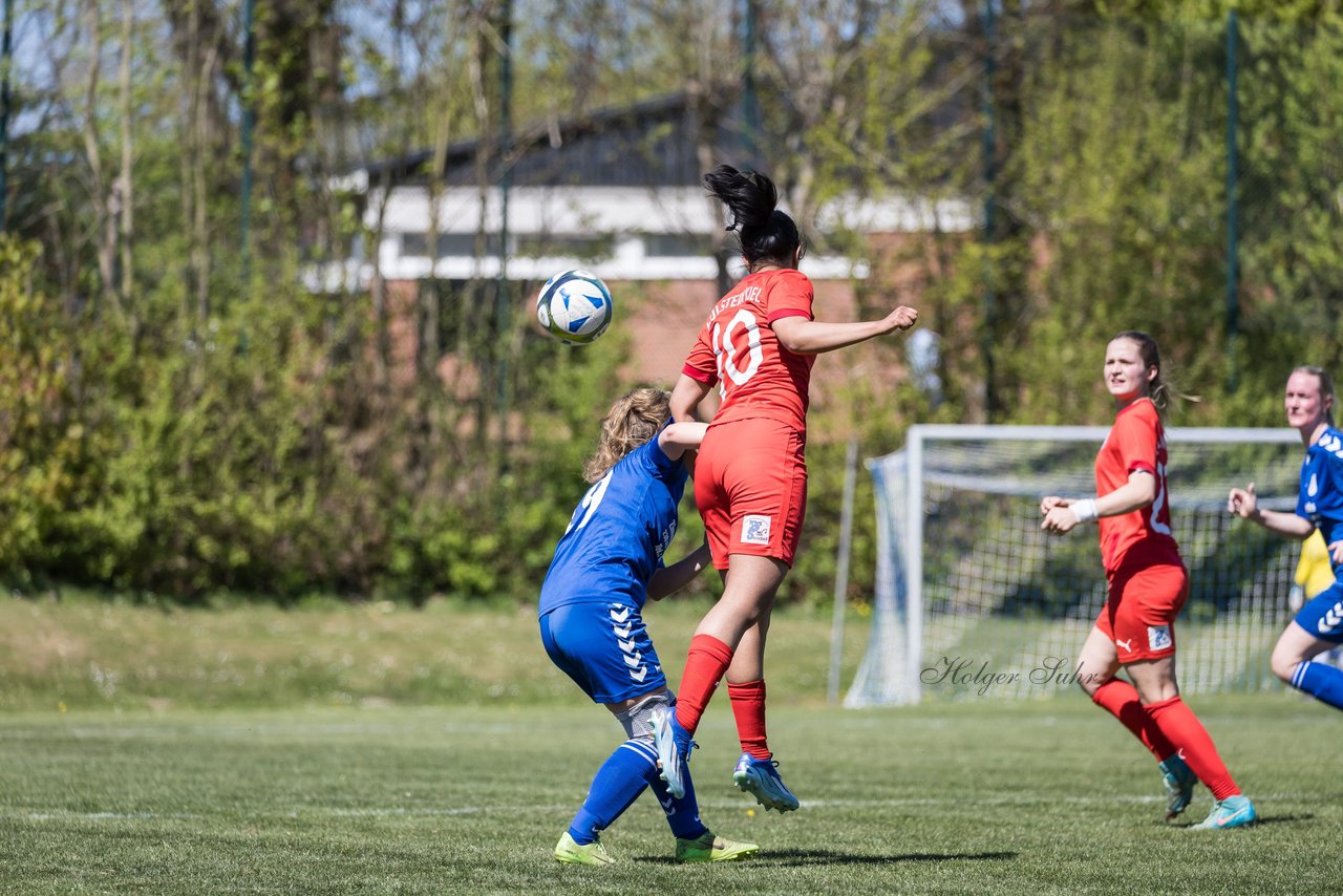 Bild 128 - F TSV Zarpen - Holstein Kiel II : Ergebnis: 2:6
